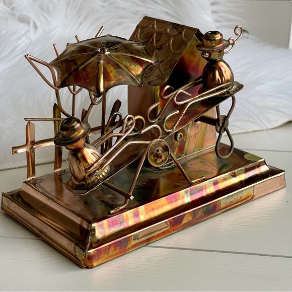 Berkeley Designs Vintage Metal Seesaw Musical Box Plays “IT’S A SMALL WORLD” - Picture 16 of 16